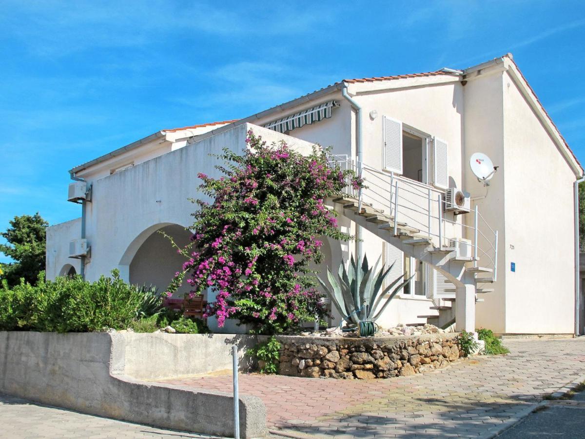 Apartment Andrea - Rab102 By Interhome Barbat na Rabu Buitenkant foto