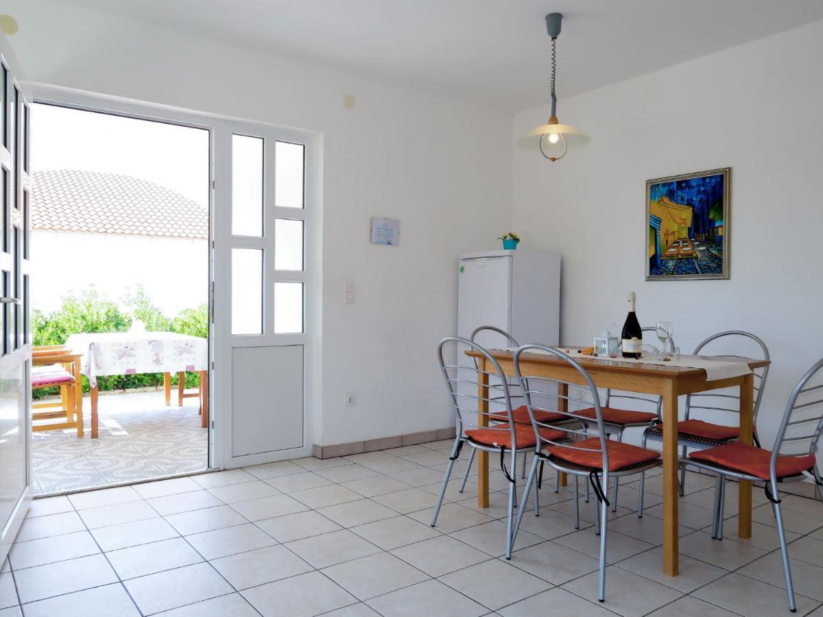 Apartment Andrea - Rab102 By Interhome Barbat na Rabu Buitenkant foto